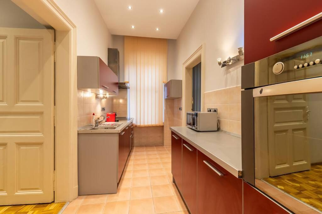 Bold Base Apartment Budapest Exterior photo